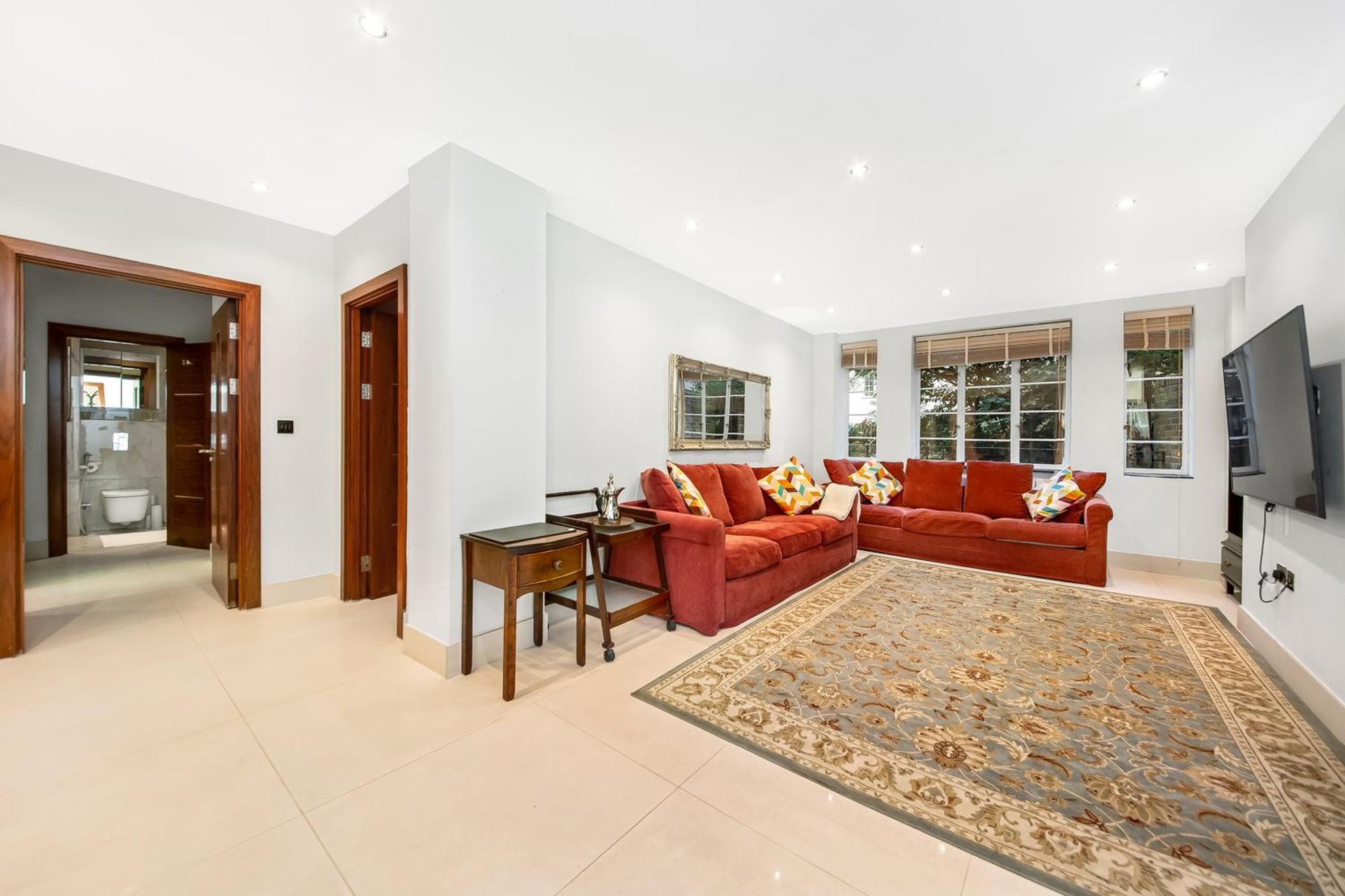 Elegance By The Park Apartment ลอนดอน ภายนอก รูปภาพ