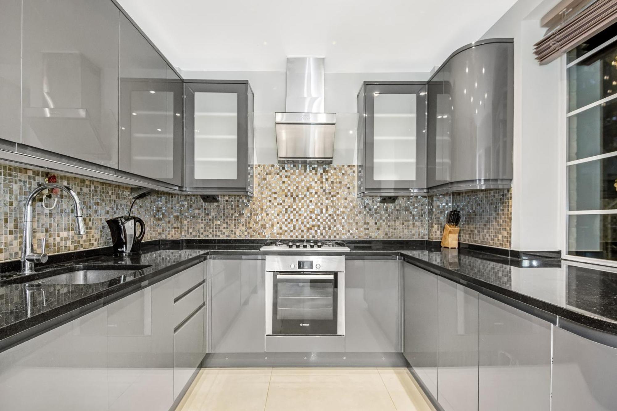 Elegance By The Park Apartment ลอนดอน ภายนอก รูปภาพ